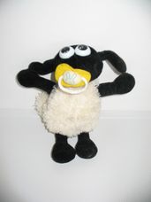 Interaktív Timmy plüss kisbárány a Shaun the Sheep meséből