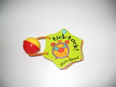 Lapozható keménylapos csörgős babakönyv