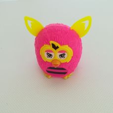 Sárga pink műanyag Furby figura
