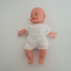 Puha törzsű kék szemű sípoló hasú kopasz csecsemő baba