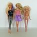 Három darab Barbie jellegű baba